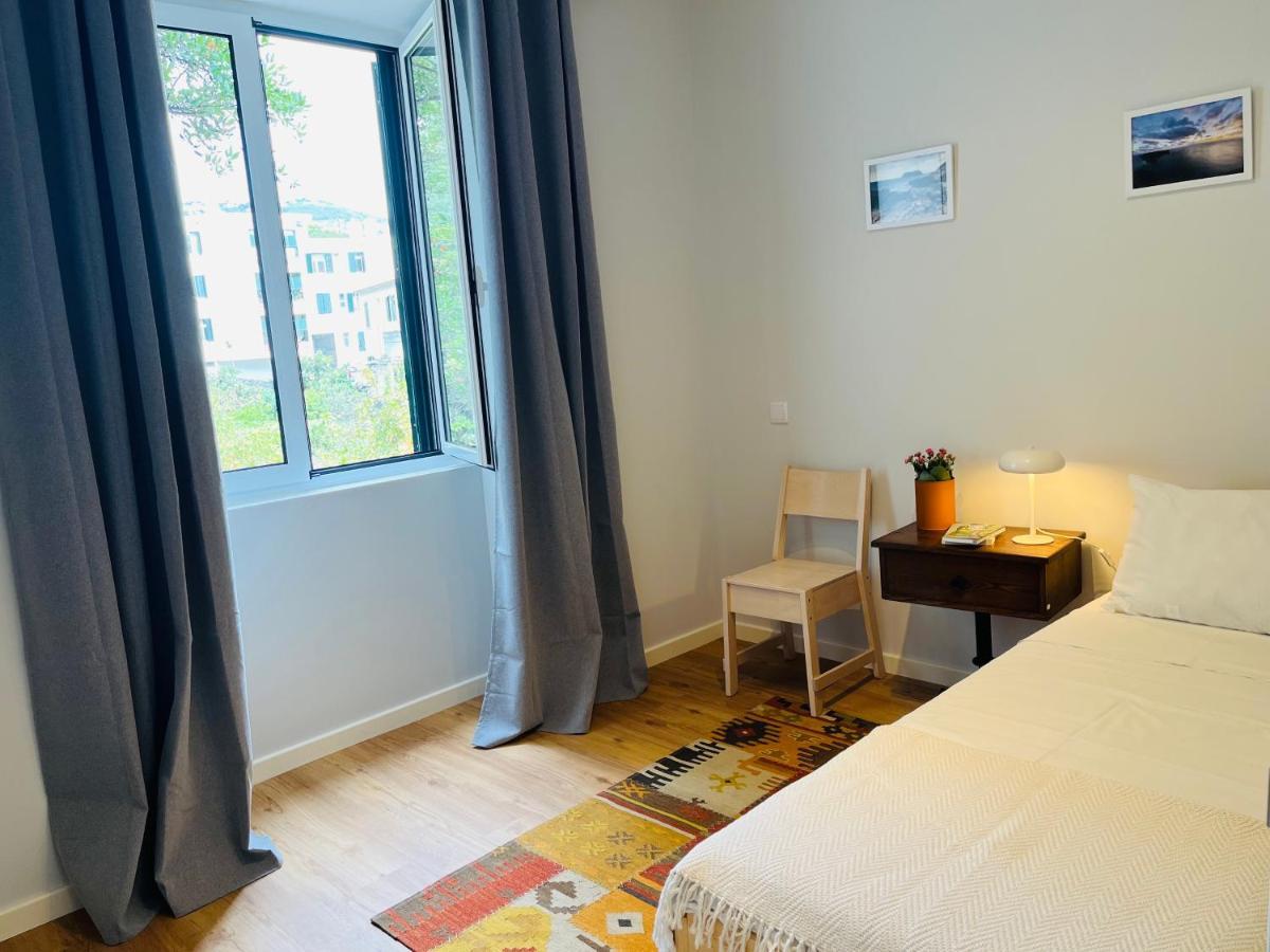 Lovely 2-Bedroom Rental Unit In Historic Funchal Buitenkant foto